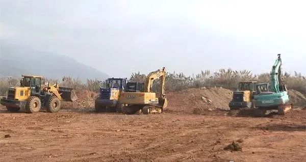 总投资65亿元!年产20万吨锂电池高能正极材料项目开工(图2) 总投资65亿元!年产20万吨锂电池高能正极材料项目开工(图2)